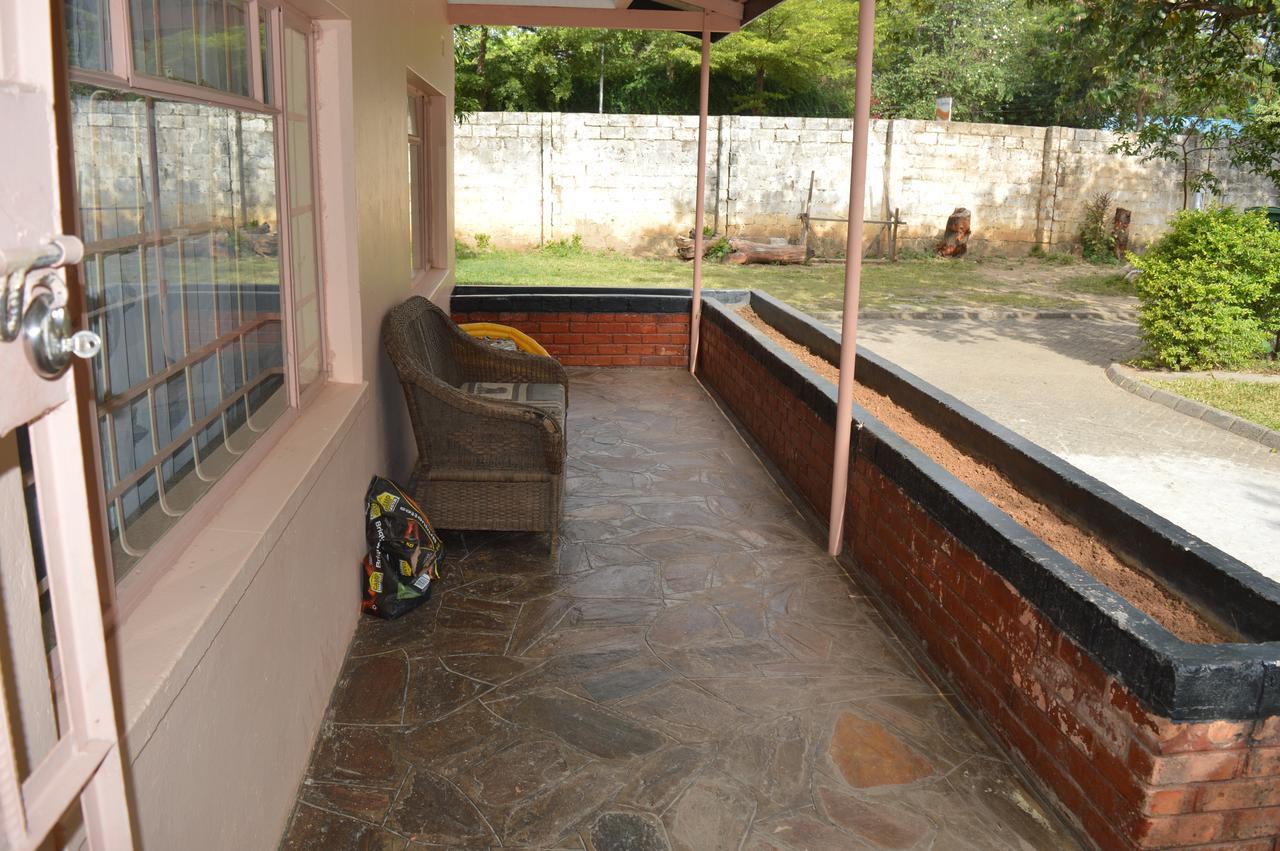 Hotel Kasuda House - Rent The Entire House Lusaka Exterior foto